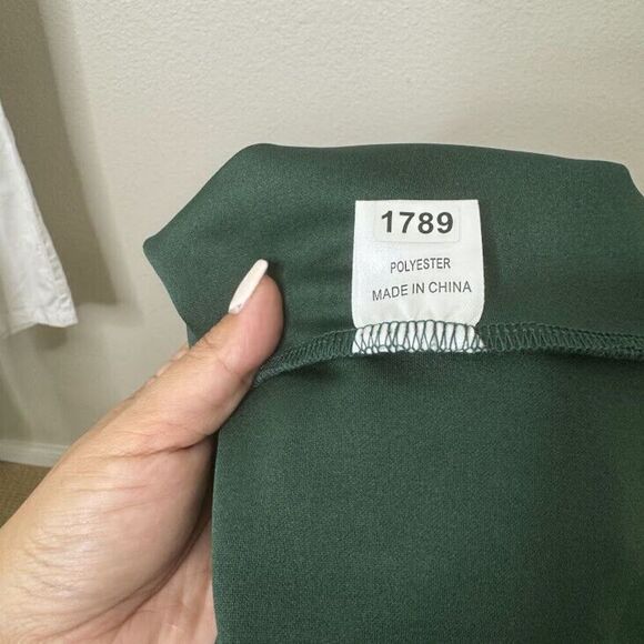 Hello Molly Midi Dress XS Green Too Epic Long Sleeve Fitted Twist Front Slit - Picture 13 of 15